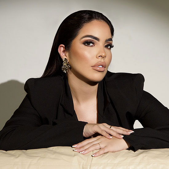 Retrato de Daniela Santander, fundadora de Santander Studio